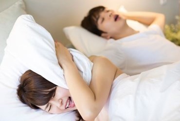 코골이와 수면무호흡증의 원인·증상·치료